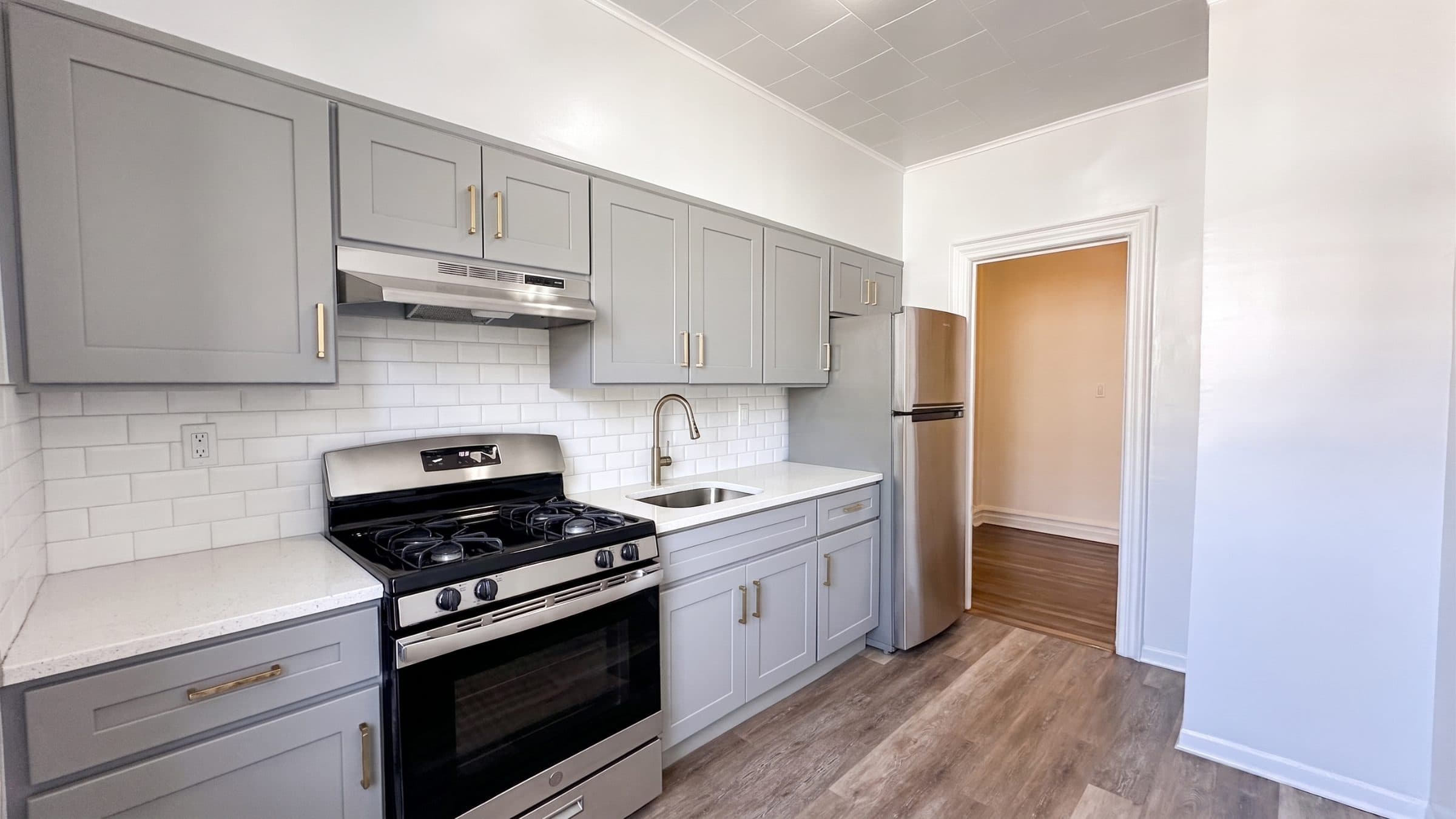 402 Marine Ave, Apt 2B