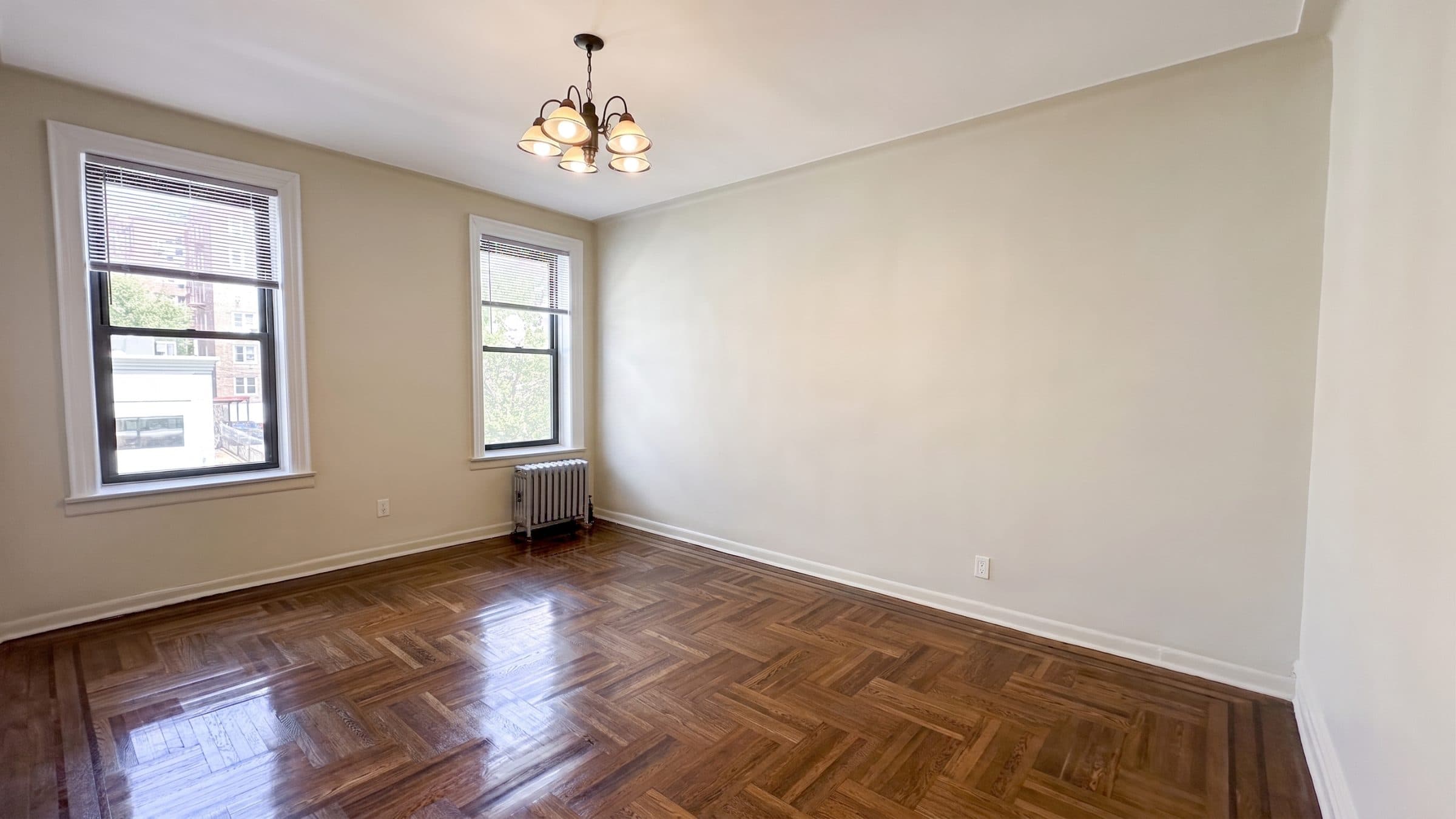 402 Marine Ave, Apt 2B