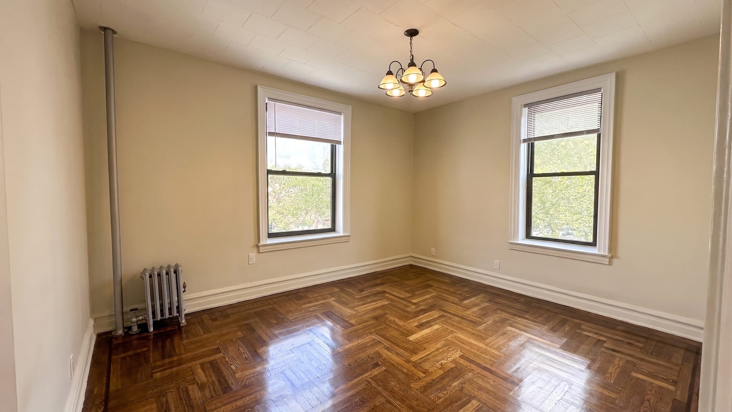402 Marine Ave, Apt 2B
